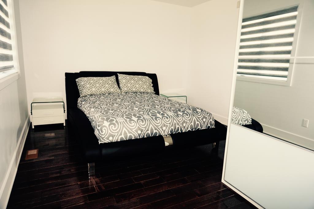 Luxury Two Story Villa Unit D Λαβάλ Εξωτερικό φωτογραφία