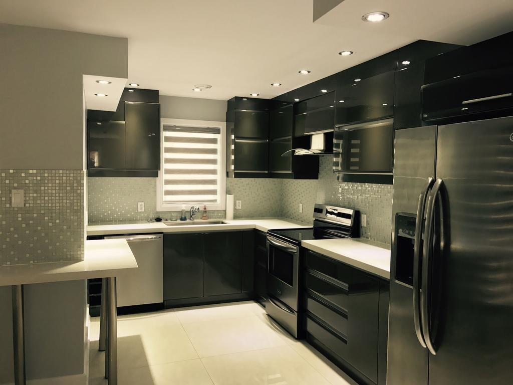 Luxury Two Story Villa Unit D Λαβάλ Εξωτερικό φωτογραφία